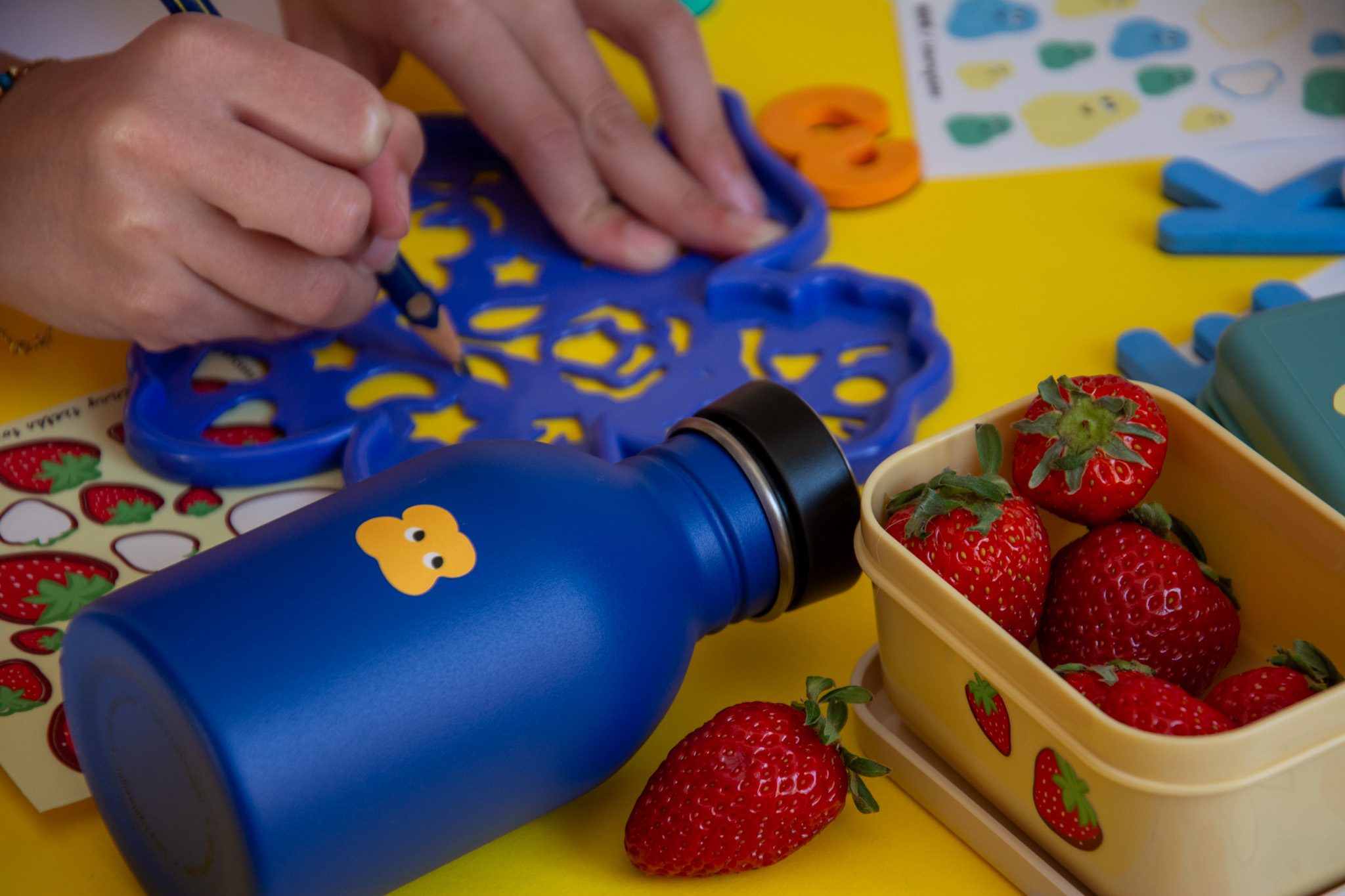 gourde blue sticker personnage